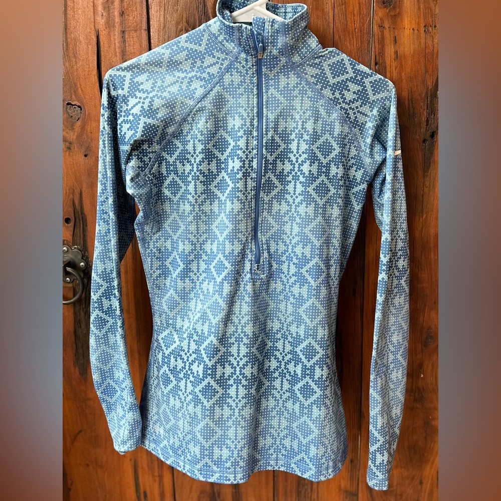 Nike Women’s Pro Medium Long Sleeve soft insulated